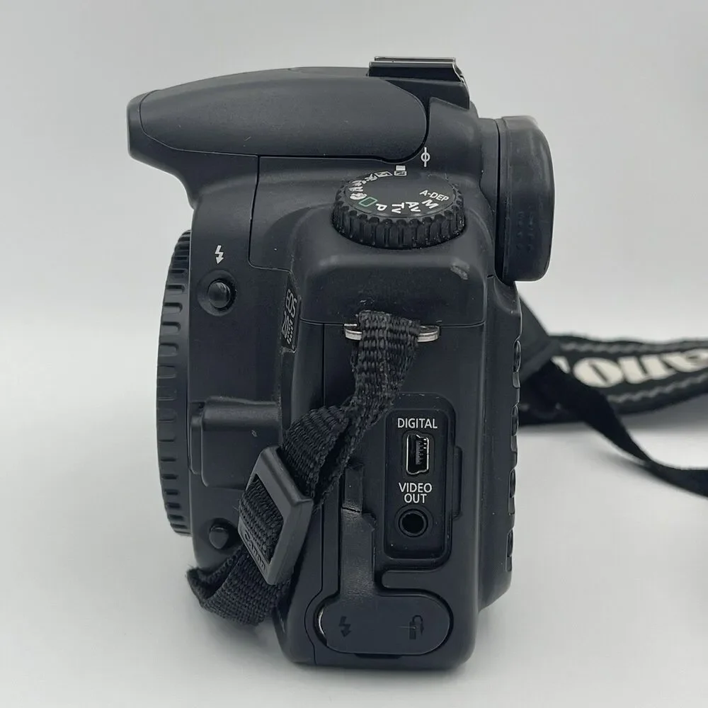 Canon EOS 20D DS126061 Digital Camera Body Only- As Is Not Tested Parts / Repair